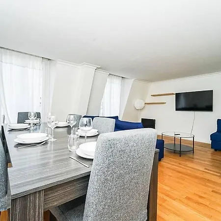 Champs Elysee - * Parijs