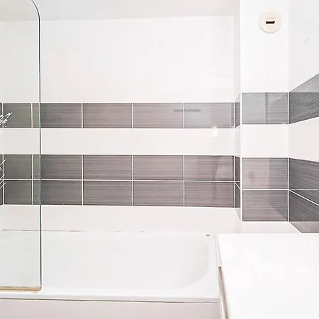 Champs Elysee - Hotel