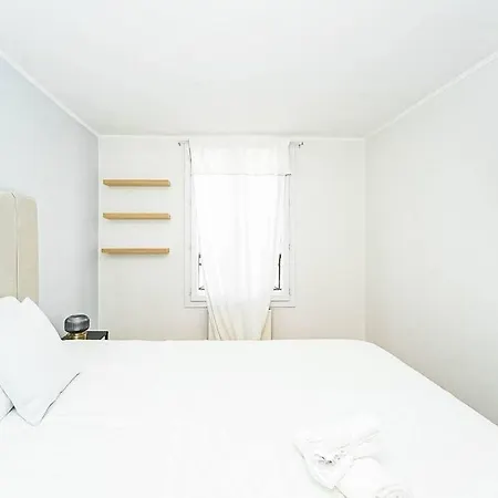 Champs Elysee - Hotel