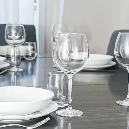 Champs Elysee - Apartment *