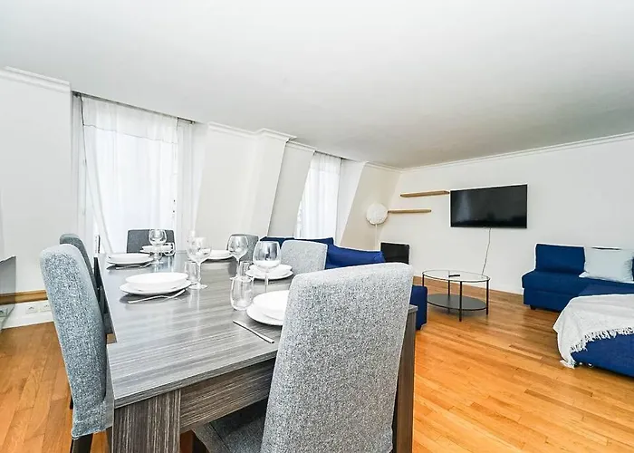 Champs Elysee - * Παρίσι