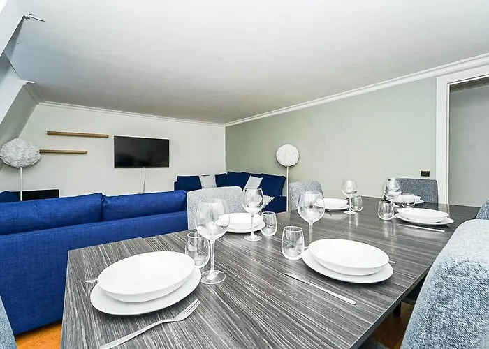 Hotell Champs Elysee - Paris